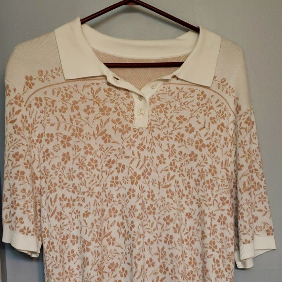 Shirt - Picture 4 of 4